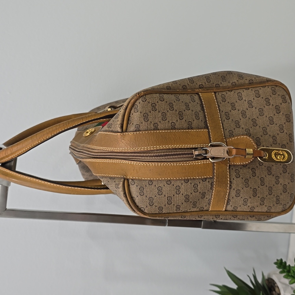 GUCCI - Vintage GG Supreme Boston Bag in Tan, PVC & Leather, with Sherry Line - Picture 5 of 17